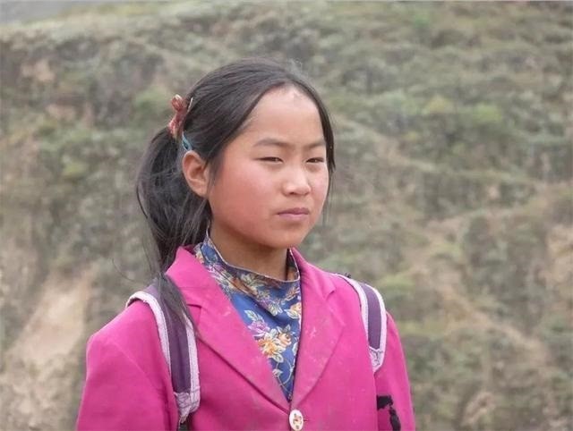 孫女高考成績47分，爺爺含淚求復(fù)查成績，成績公開后讓人難受不已