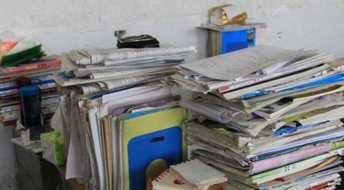 清華女學(xué)霸高考731分，看了她“抽屜”里的物品，家長陷入了沉思