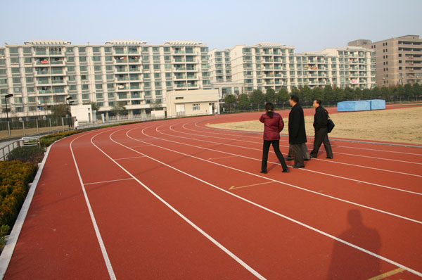 <a href=http://www.hjlhqqhx.cn target=_blank class=infotextkey>塑膠跑道</a>廠家