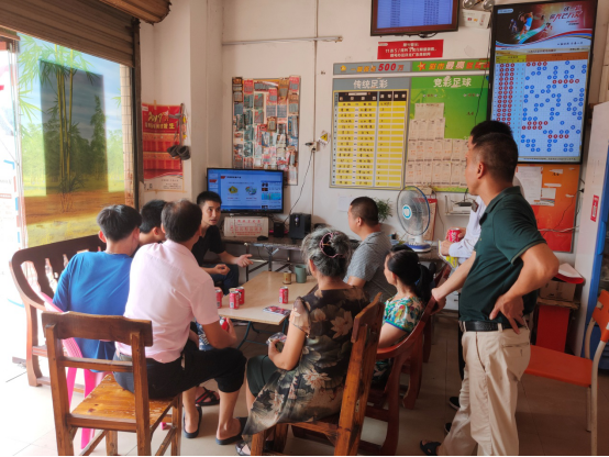 廣東體彩開展投注站“三個窗口”“三扶”工作 深圳體彩網(wǎng)點迎來“質(zhì)變”1326.png