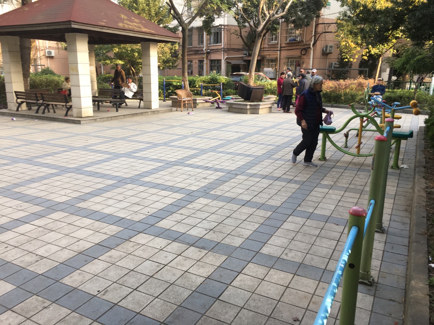 浦三路601弄對面健身苑點(diǎn)