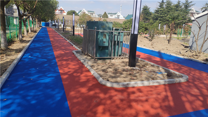 包橋小區(qū)健身步道