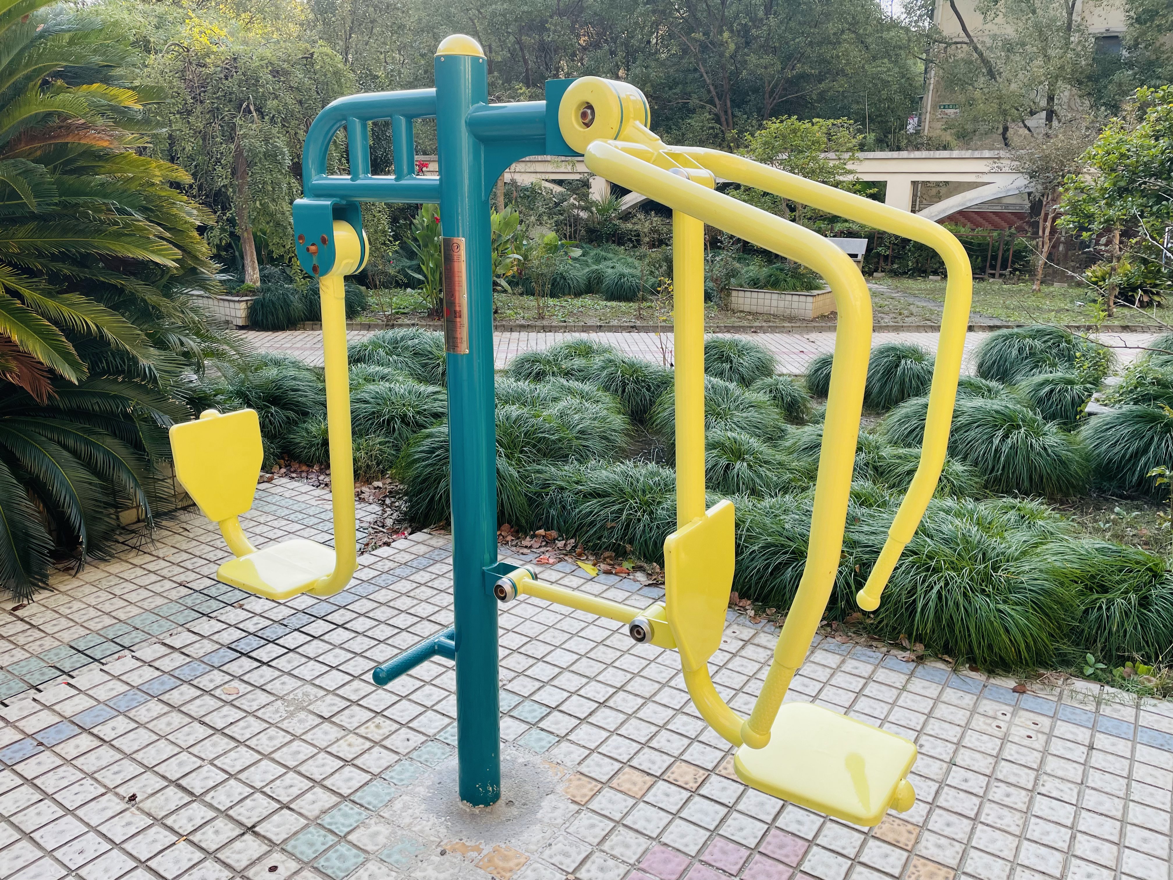 上下肢訓(xùn)練器