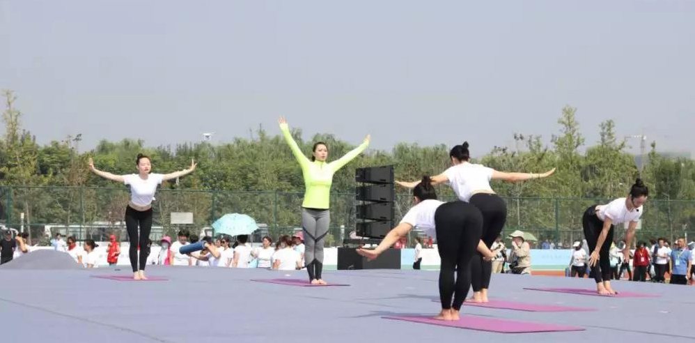 運(yùn)動(dòng)場