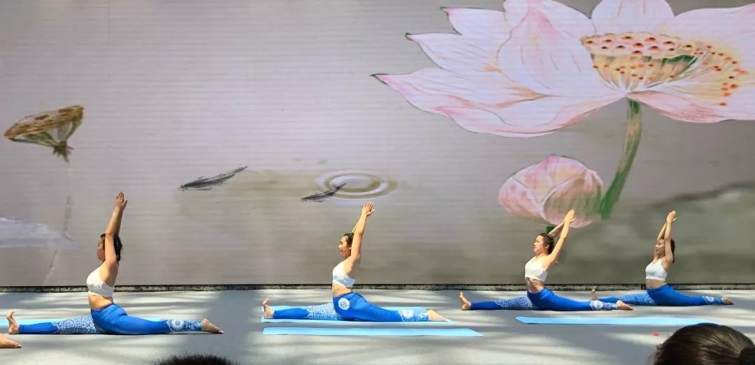 運(yùn)動(dòng)場