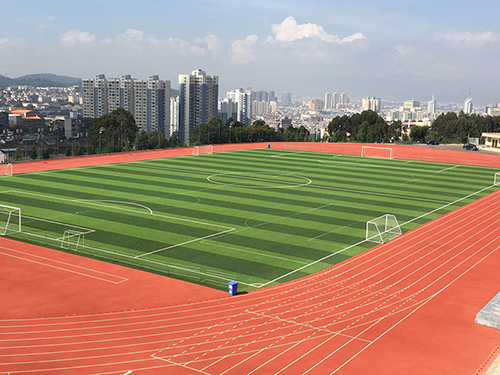 云南玉溪師院附中（全國(guó)足球特色學(xué)校）