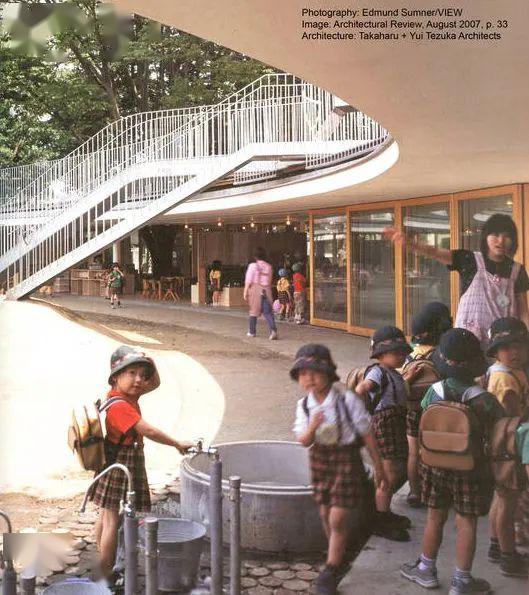 極簡設(shè)計(jì)的幼兒園成為孩子釋放天性的樂園 極簡設(shè)計(jì)的幼兒園成為孩子釋放天性的樂園