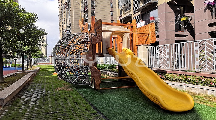 幼兒園滑梯的教學設(shè)計(一) 幼兒園滑梯的教學設(shè)計(一)