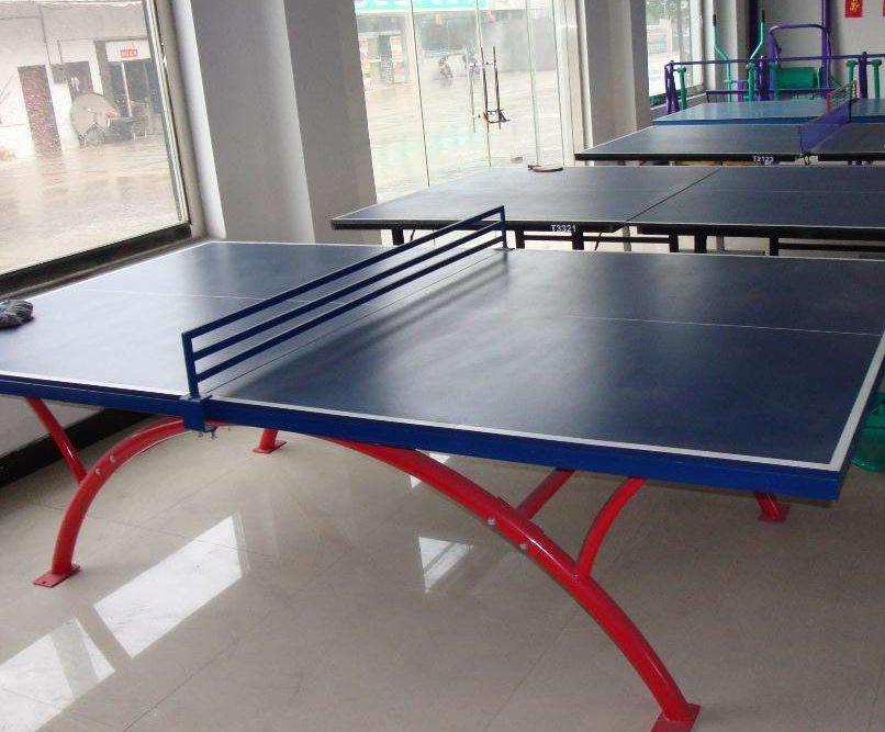 室外型乒乓球臺(tái)小彩虹