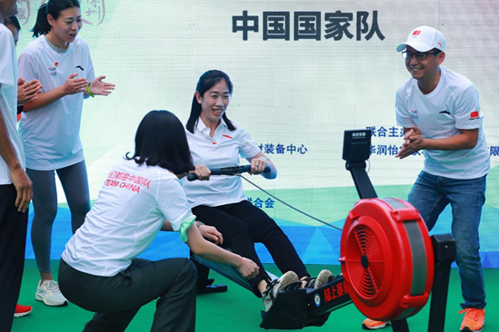 運(yùn)動(dòng)場(chǎng)