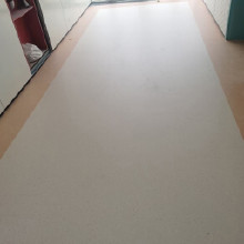 西安秀泊地坪工程，運(yùn)動場地坪工程，塑膠跑道地坪，丙烯酸球場地坪，硅pu彈性運(yùn)動地板，pvc彈性運(yùn)動地板，