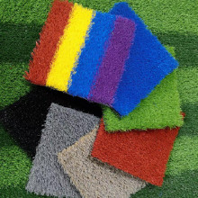 宏晟體育規(guī)格齊全，可定制人造草坪、足球場人造草坪、幼兒園人造草坪、人造草坪生產(chǎn)加工，廠家直供貨源