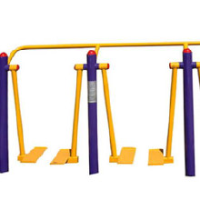 生產(chǎn)廠家供應(yīng)冠源 室外健身器材，戶外健身路徑，小區(qū)廣場(chǎng)器材，質(zhì)量保證，售后服務(wù)周到，西安市區(qū)可上門(mén)送貨安裝